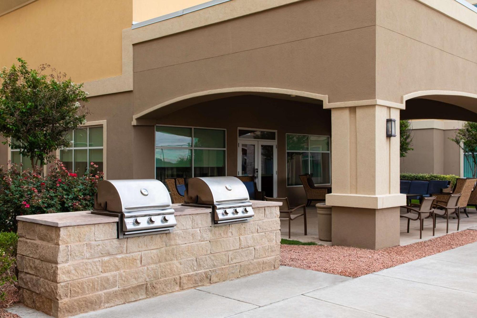 Homewood Suites Odessa Exterior photo